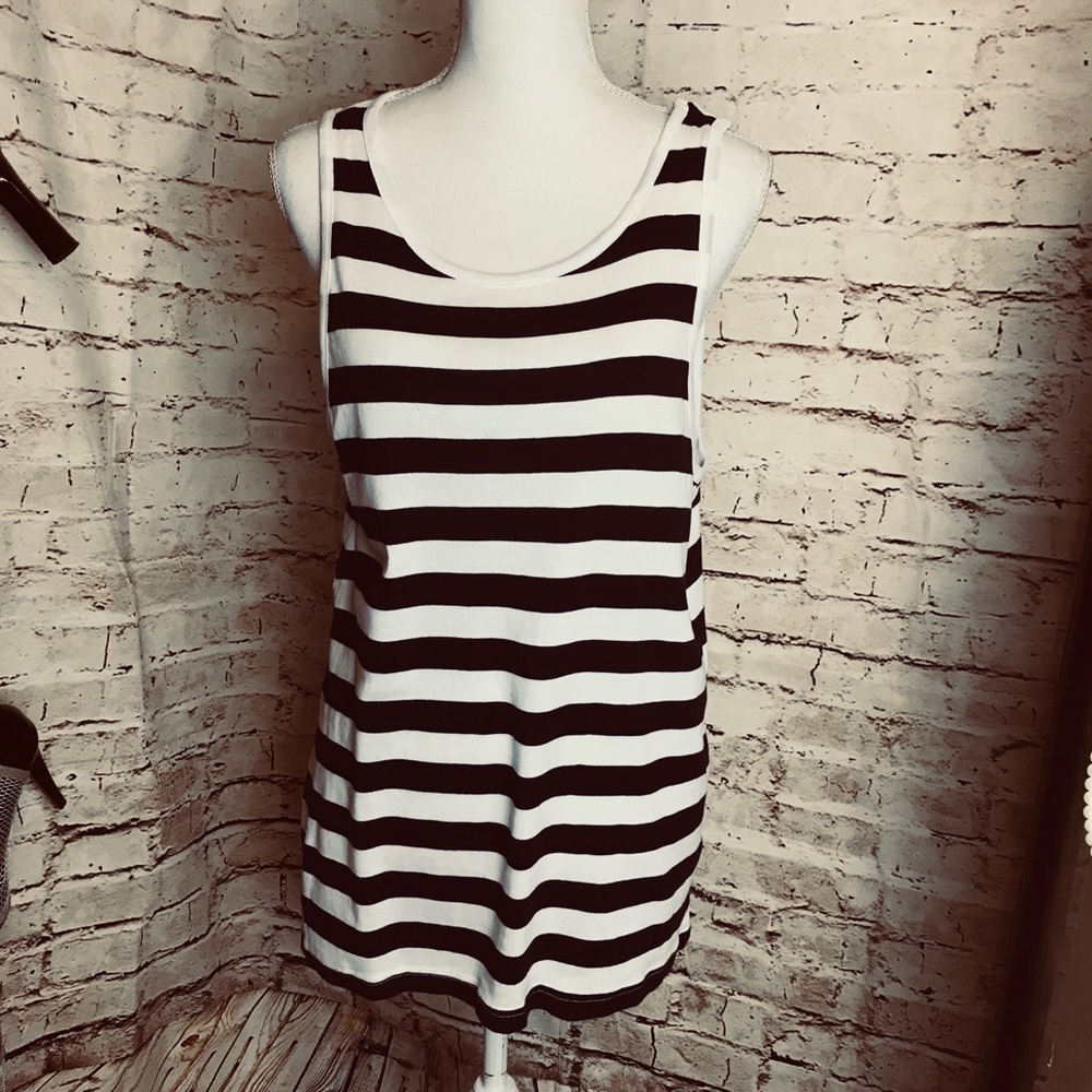 B-2#10 H & M tank top sleevless